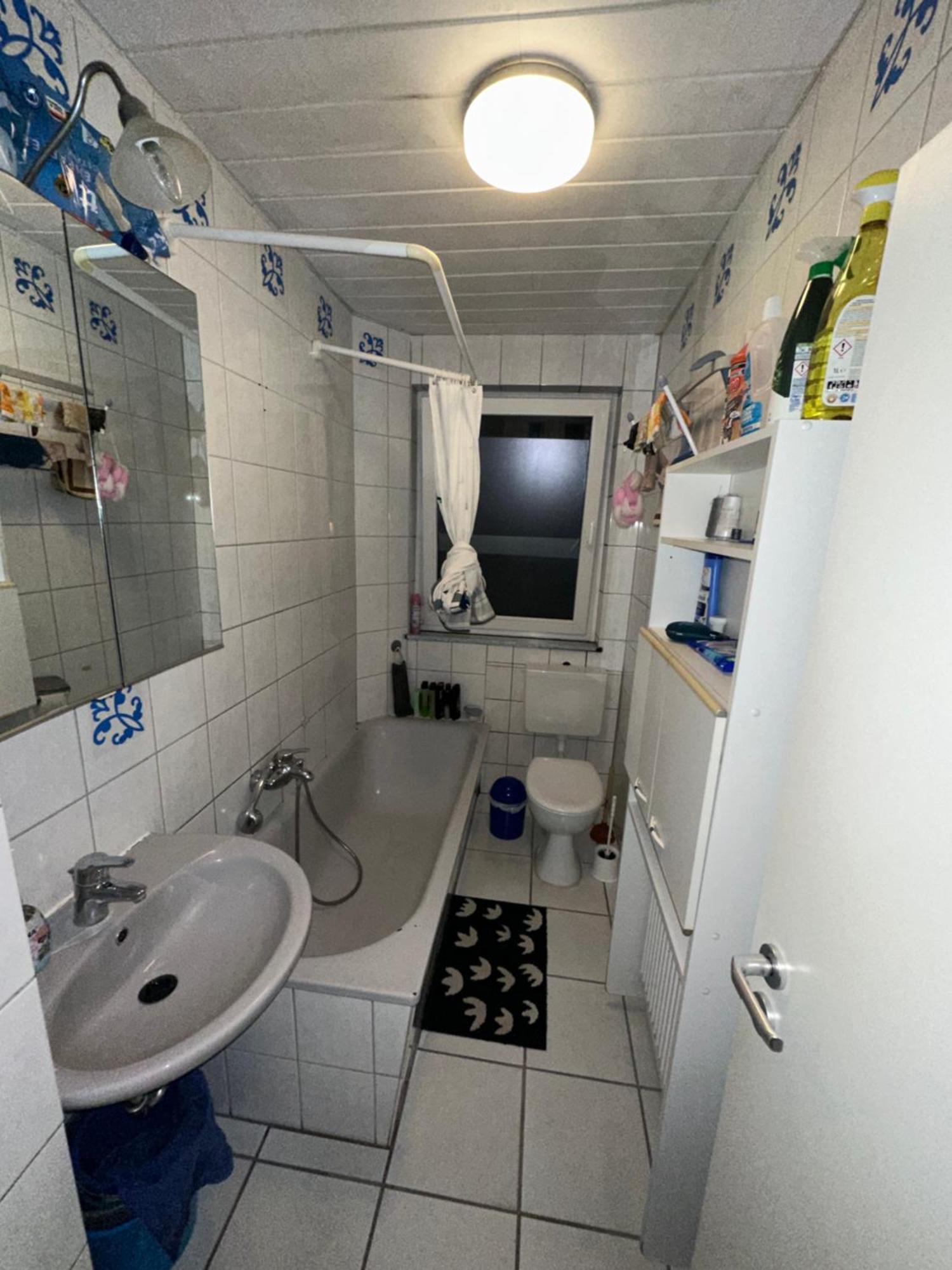 Schoenes Zimmer In Bahnhofsnaehe In Einer Wohnung Mit Grosser Terrasse Gießen المظهر الخارجي الصورة