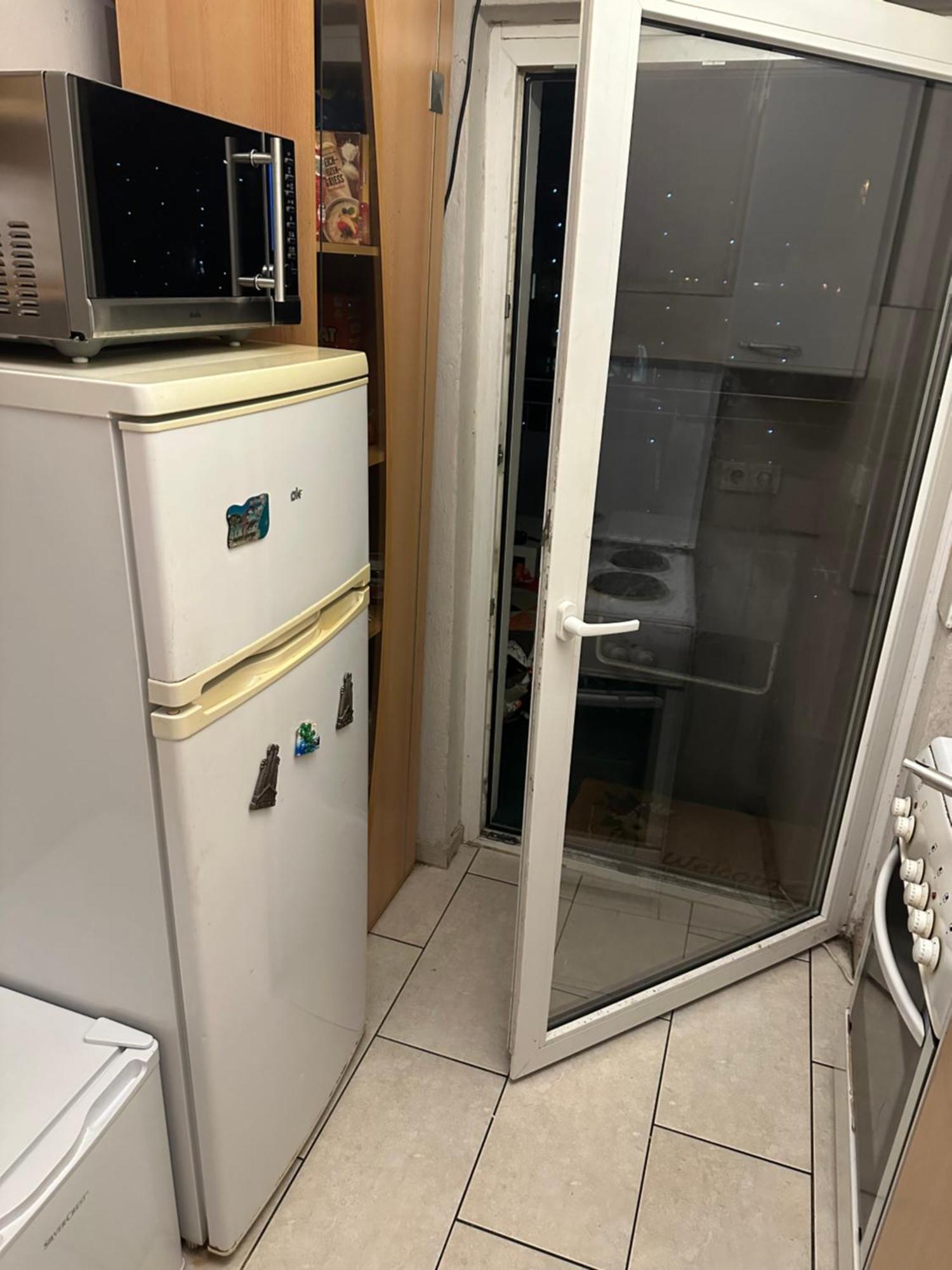 Schoenes Zimmer In Bahnhofsnaehe In Einer Wohnung Mit Grosser Terrasse Gießen المظهر الخارجي الصورة