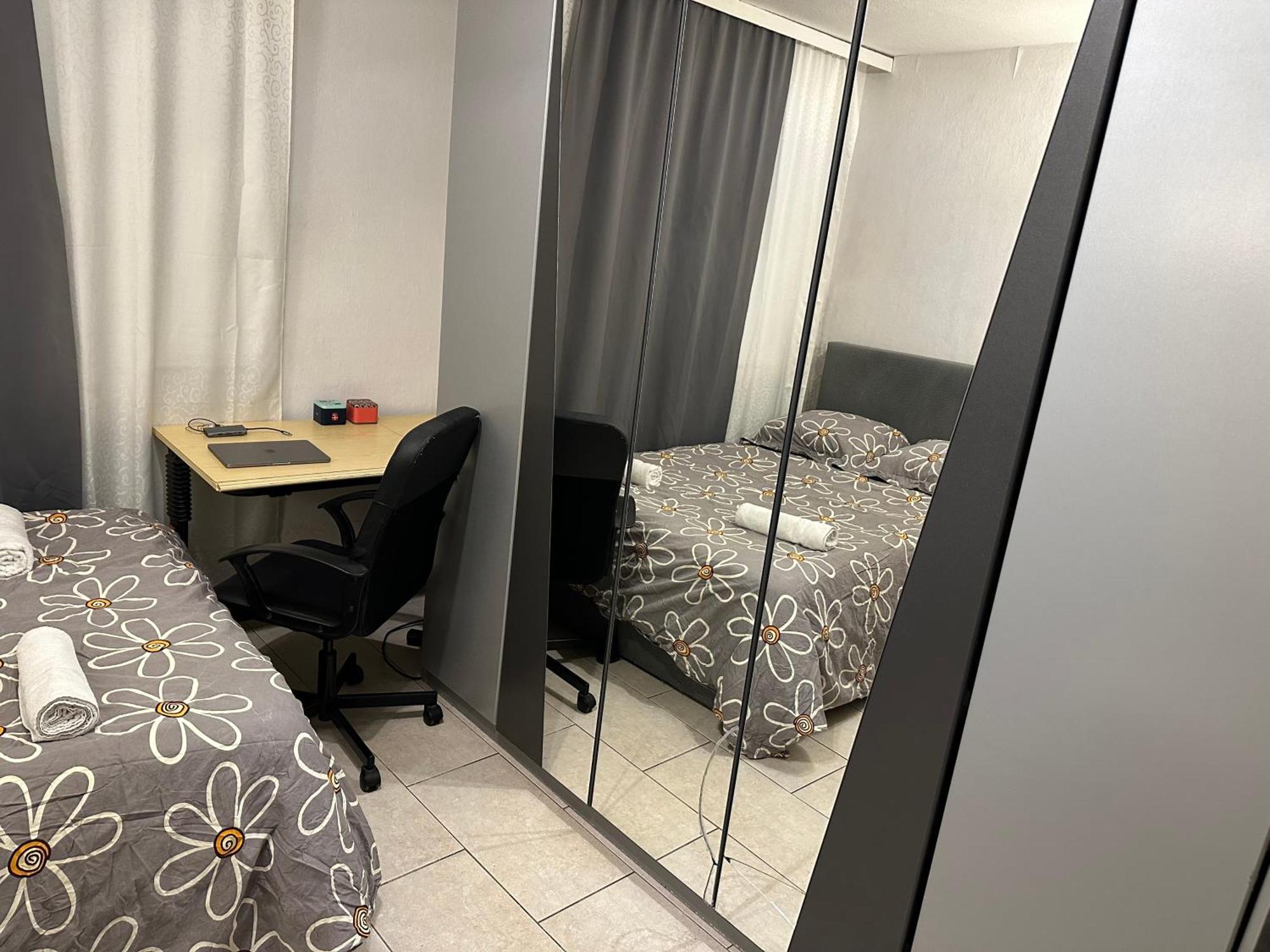 Schoenes Zimmer In Bahnhofsnaehe In Einer Wohnung Mit Grosser Terrasse Gießen المظهر الخارجي الصورة
